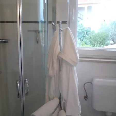 Steve Apartment *